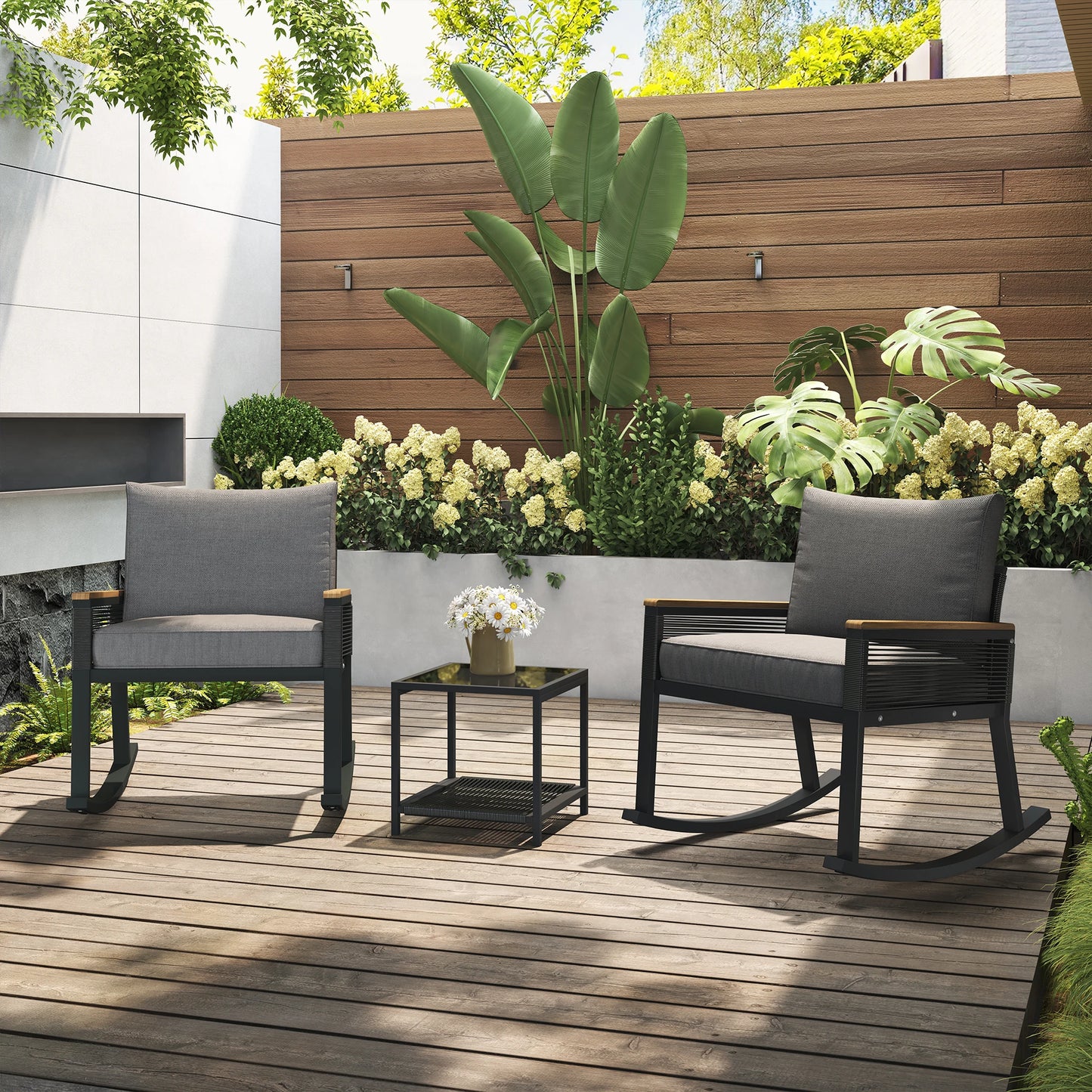 Ravndal Havn | Seilbespannte Garten-Sitzgruppe mit Schaukelstühlen