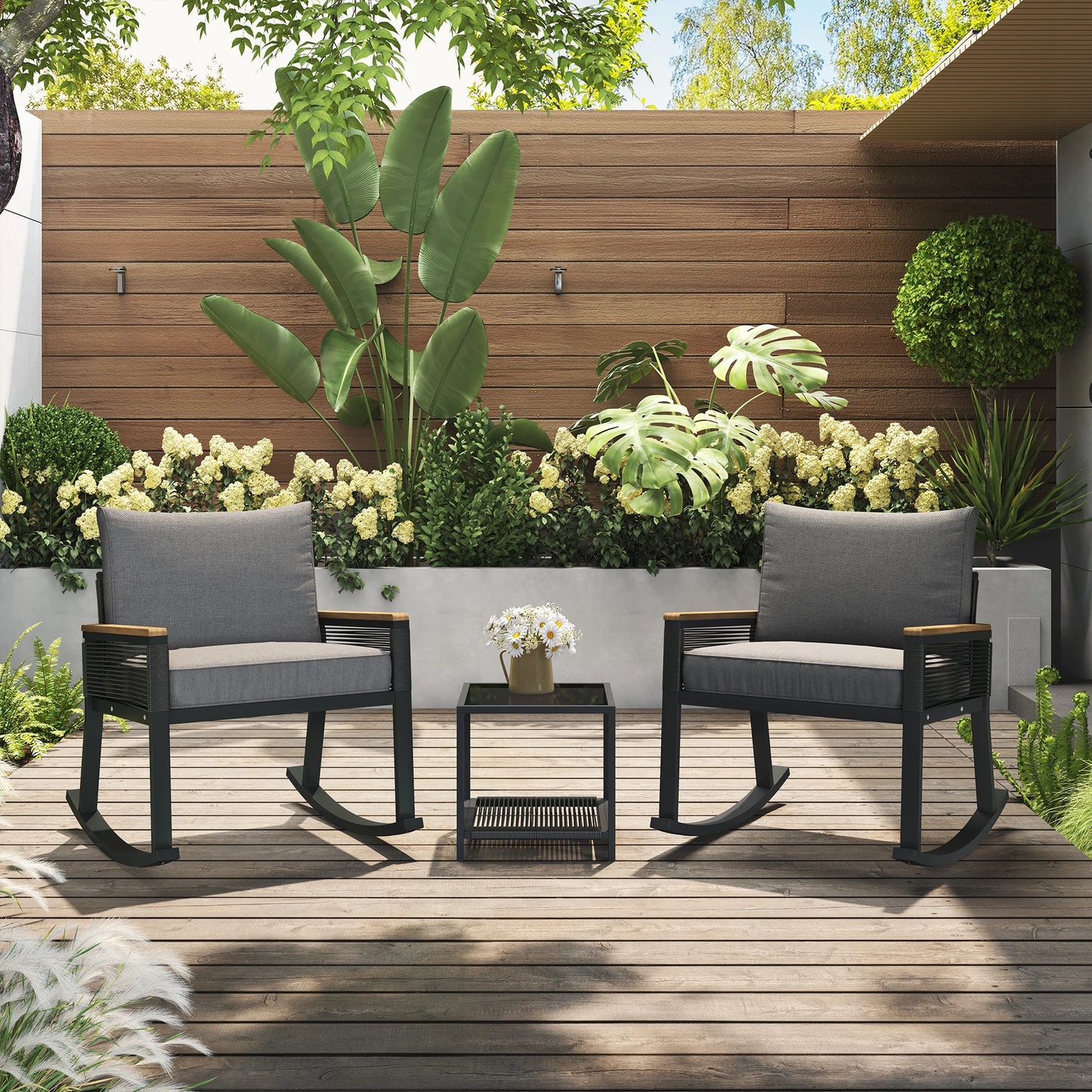 Ravndal Havn | Seilbespannte Garten-Sitzgruppe mit Schaukelstühlen