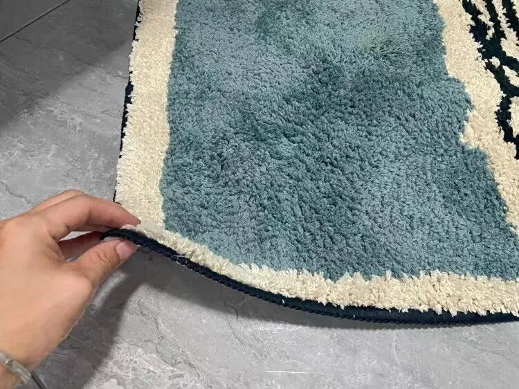 AbstractStep Badematte | Skandinavisches Design mit abstraktem Muster