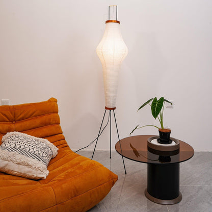 Lunora Haze | Skulpturale Stehlampe aus Reispapier im Japandi-Stil