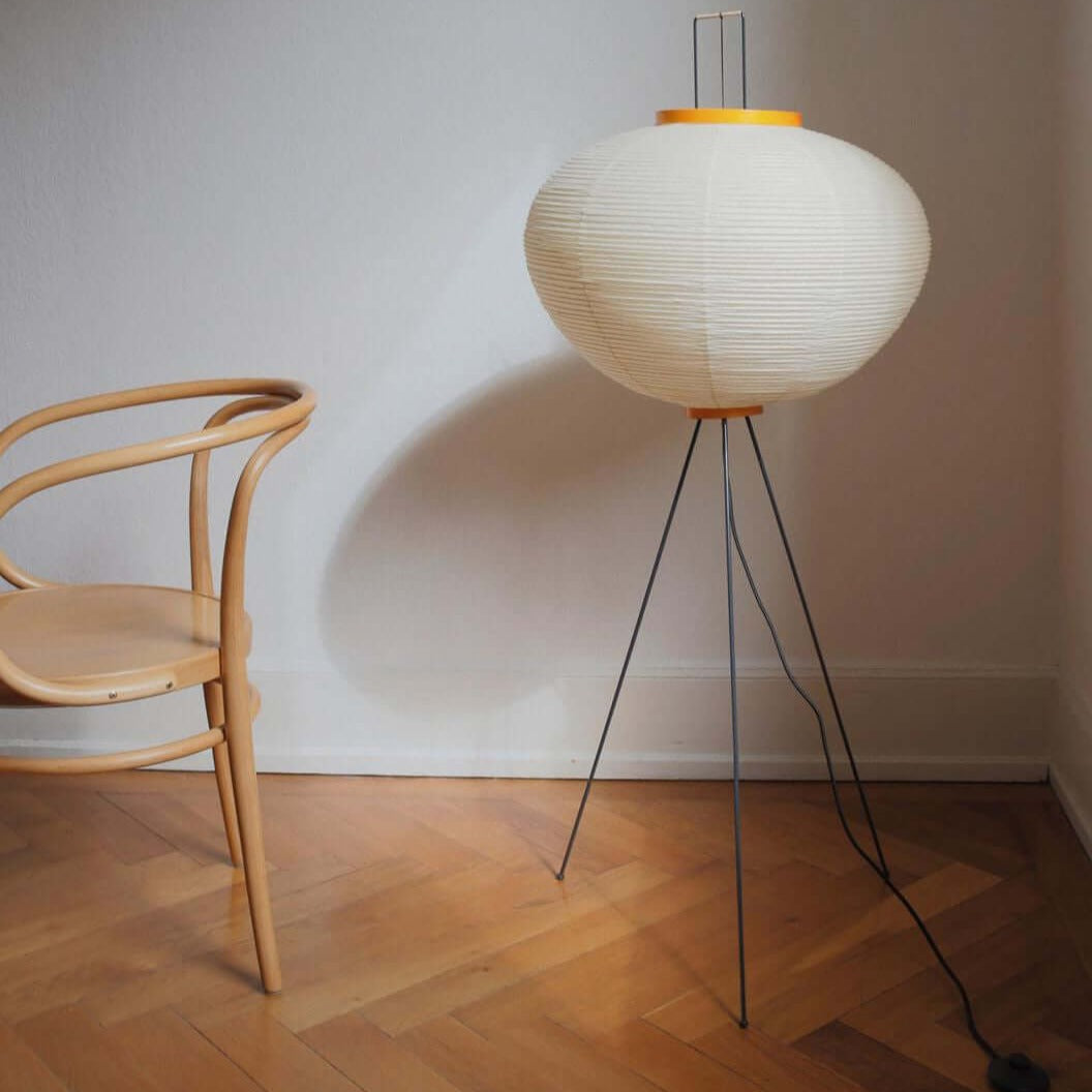 Lunora Haze | Skulpturale Stehlampe aus Reispapier im Japandi-Stil