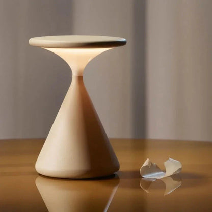 Aeron Glow | Kabellose LED-Tischleuchte im Hourglass-Design