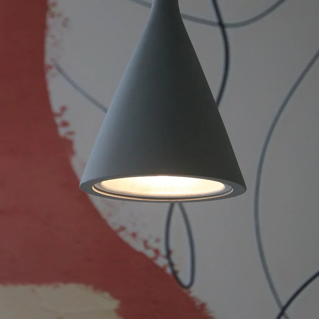 Lampa wisząca z cementu Laval | Nowoczesna industrialna lampa wisząca z betonu