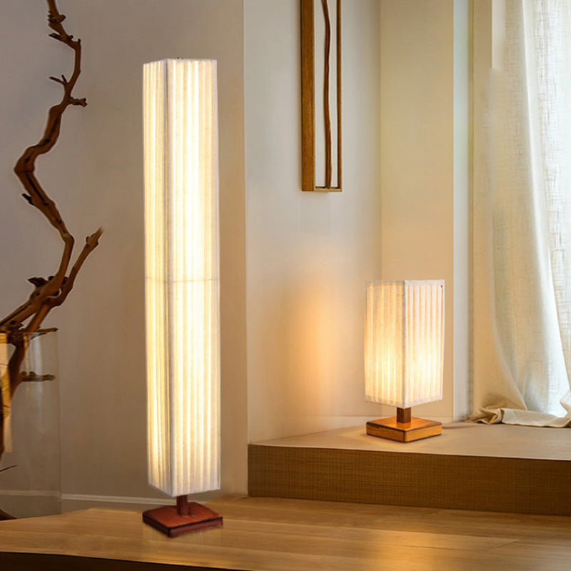 ZenLight | Japanische Walnuss Stehleuchte | Natürliches Holzdesign & Warmes LED-Ambiente für Wohnräume