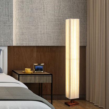 ZenLight | Japanische Walnuss Stehleuchte | Natürliches Holzdesign & Warmes LED-Ambiente für Wohnräume