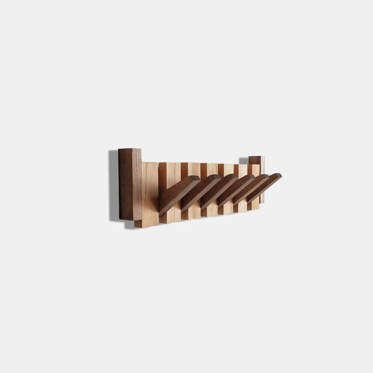 Norven Fold | Klappbarer Wandhaken aus Buchen- und Walnussholz