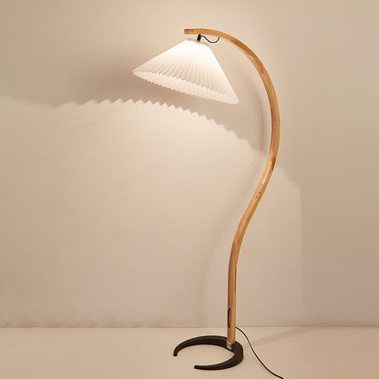 Mollera Arc | Stehleuchte aus Holz mit Leinenlampenschirm im Caprani-Stil