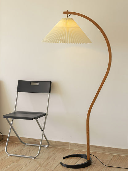 Mollera Arc | Stehleuchte aus Holz mit Leinenlampenschirm im Caprani-Stil