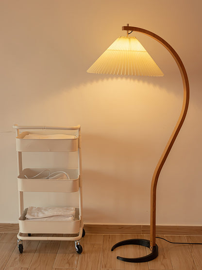Mollera Arc | Stehleuchte aus Holz mit Leinenlampenschirm im Caprani-Stil