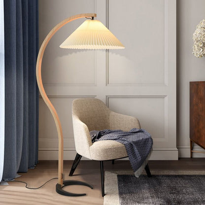 Mollera Arc | Stehleuchte aus Holz mit Leinenlampenschirm im Caprani-Stil