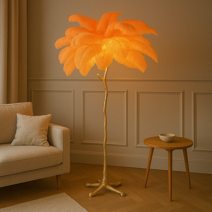 Plumora | Feder Stehleuchte mit goldenem Sockel