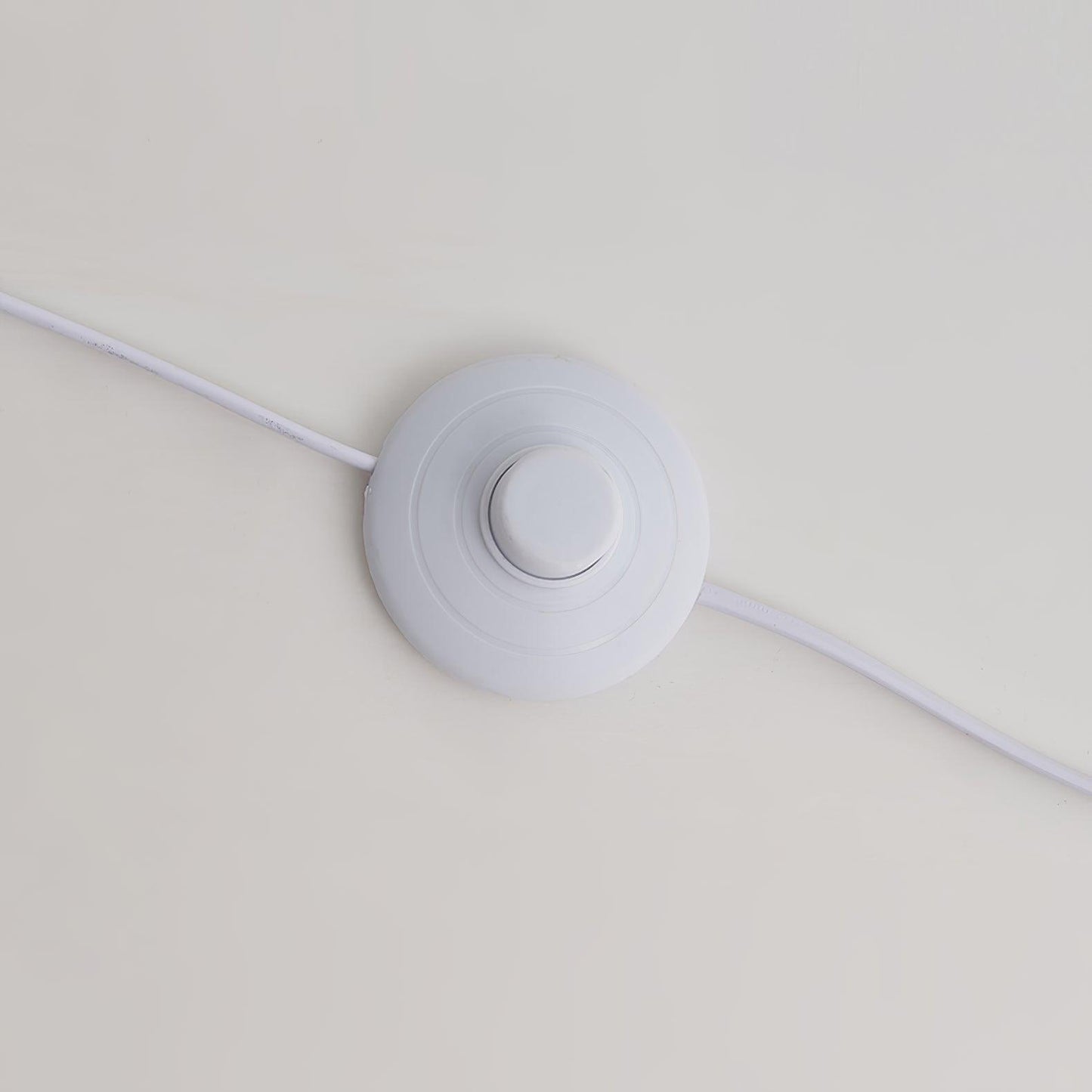 Clavora Linea | LED-Stehleuchte mit schlanker Silhouette im Nordic-Design