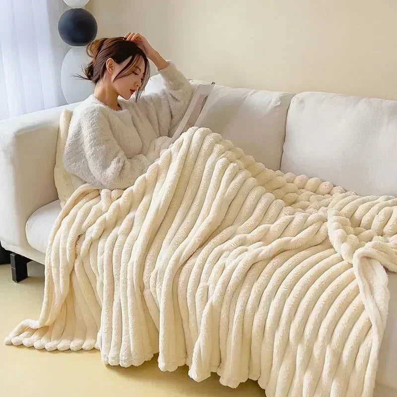NordPlush | Extra große Plüschdecke, weich & warm für Sofa & Schlafzimmer