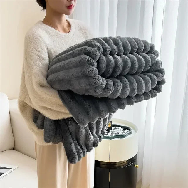 NordPlush | Extra große Plüschdecke, weich & warm für Sofa & Schlafzimmer