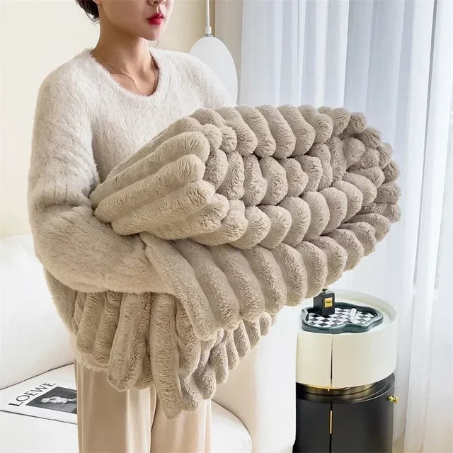 NordPlush | Extra große Plüschdecke, weich & warm für Sofa & Schlafzimmer