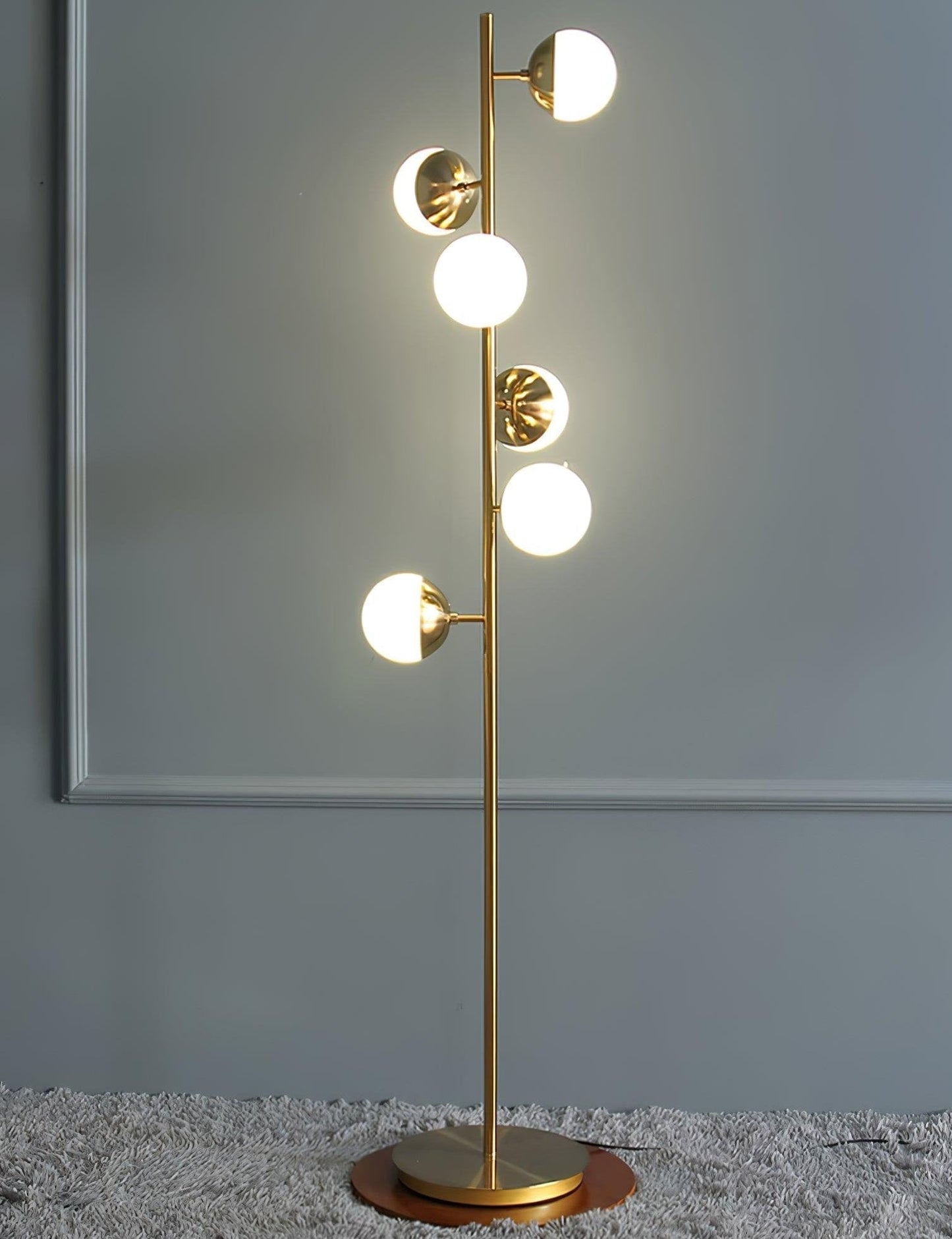Sylvara Tree | Skulpturale LED-Baumleuchte im modernen Design