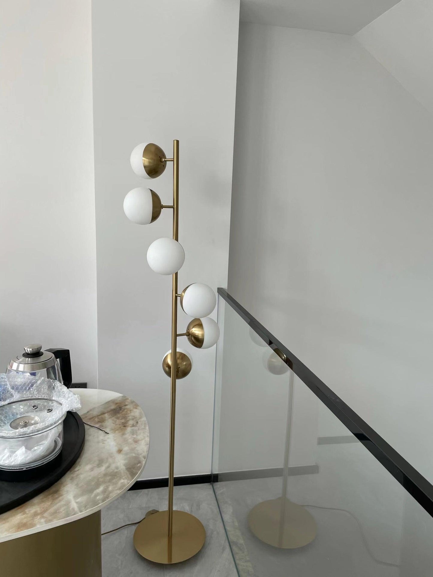 Sylvara Tree | Skulpturale LED-Baumleuchte im modernen Design