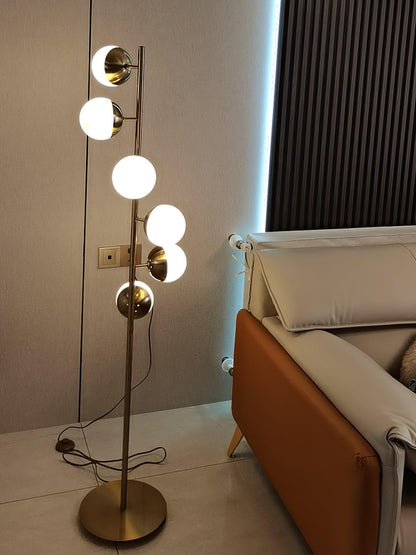 Sylvara Tree | Skulpturale LED-Baumleuchte im modernen Design