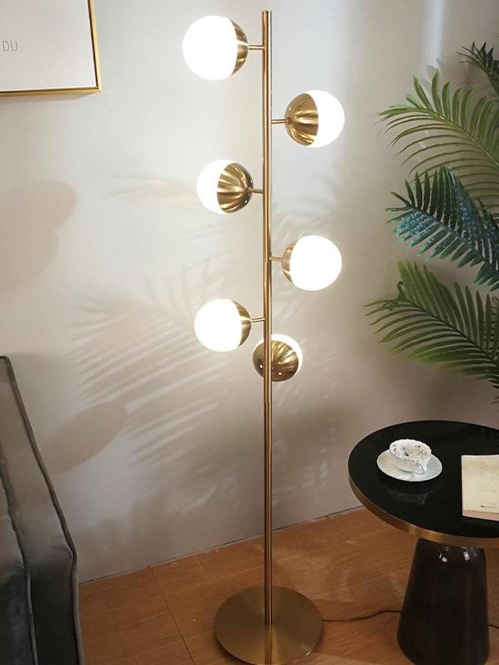 Sylvara Tree | Skulpturale LED-Baumleuchte im modernen Design