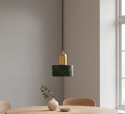 Arca Design-Pendelleuchte mit Goldakzent – Moderne Pendelleuchte für Esszimmer und Wohnzimmer