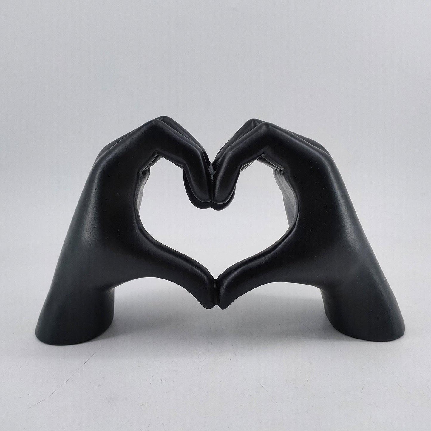 LoveSculpt Figur | Dekorative Holzskulptur, handgefertigt für wohnliche Akzente