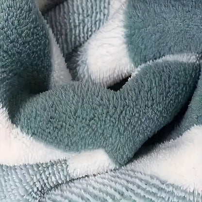 AquaPlush 8-teiliges Handtuchset | Weiche Badetücher aus Coral Fleece