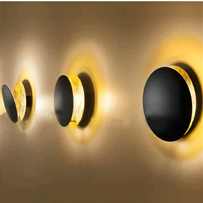 Lunara Halo | 360° drehbare LED-Wandleuchte mit ambientem Licht