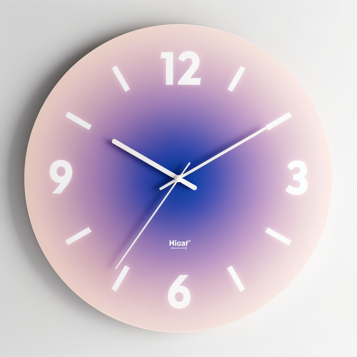 Solvyn Glow | Geräuschlose Glas-Wanduhr in Rundform mit Farbverlauf