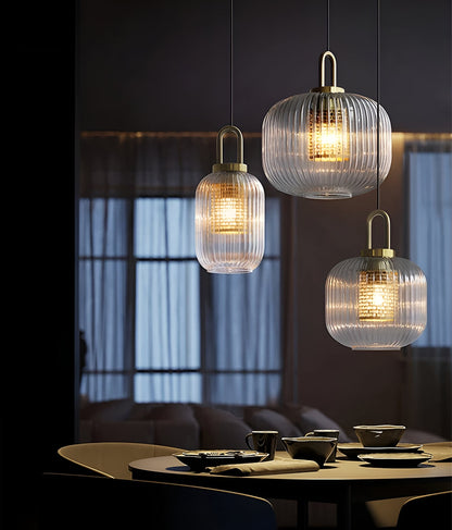 ClaChic lamp | Noordse hanglamp van glas, geribbeld ontwerp in wit & goud