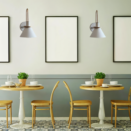 Zoralia | Postmoderne LED-Wandleuchte im trompetenförmigen Design