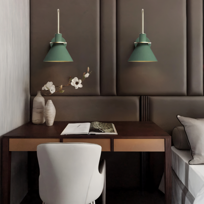 Zoralia | Postmoderne LED-Wandleuchte im trompetenförmigen Design