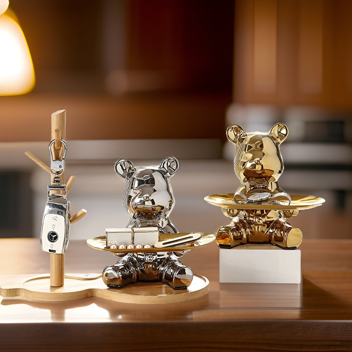 Happy Bear | Modernes Keramik-Figurentablett für stilvolle Wohnakzente