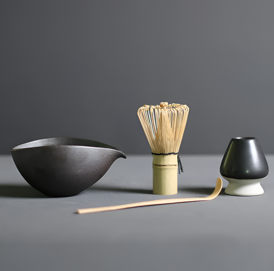 Chashiro Set | 4-teiliges Matcha-Set aus Bambus und Keramik im Japanischen Stil