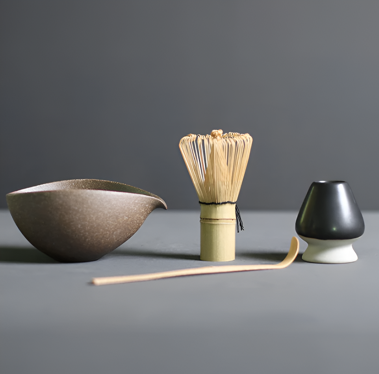 Chashiro Set | 4-teiliges Matcha-Set aus Bambus und Keramik im Japanischen Stil