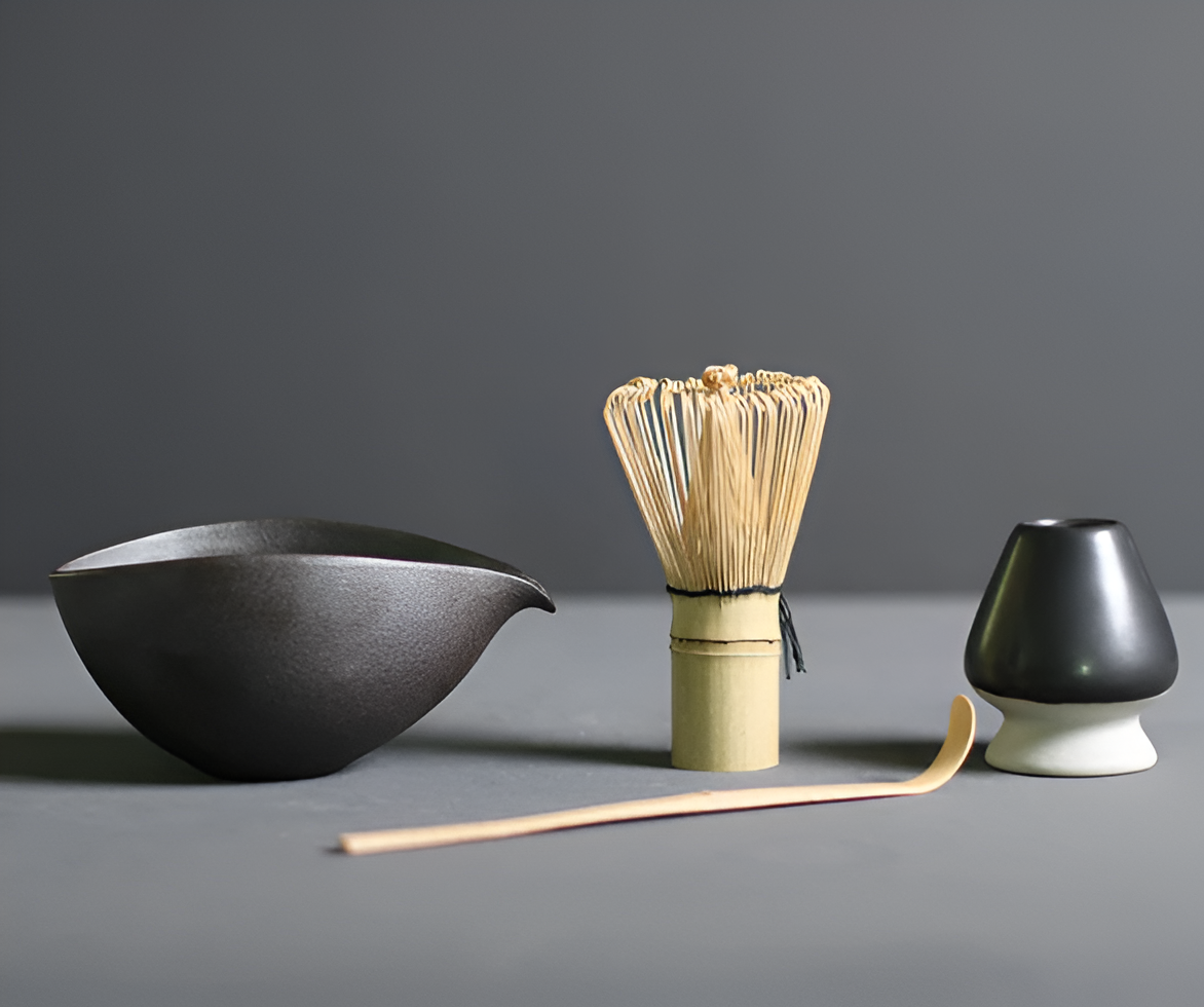 Chashiro Set | 4-teiliges Matcha-Set aus Bambus und Keramik im Japanischen Stil