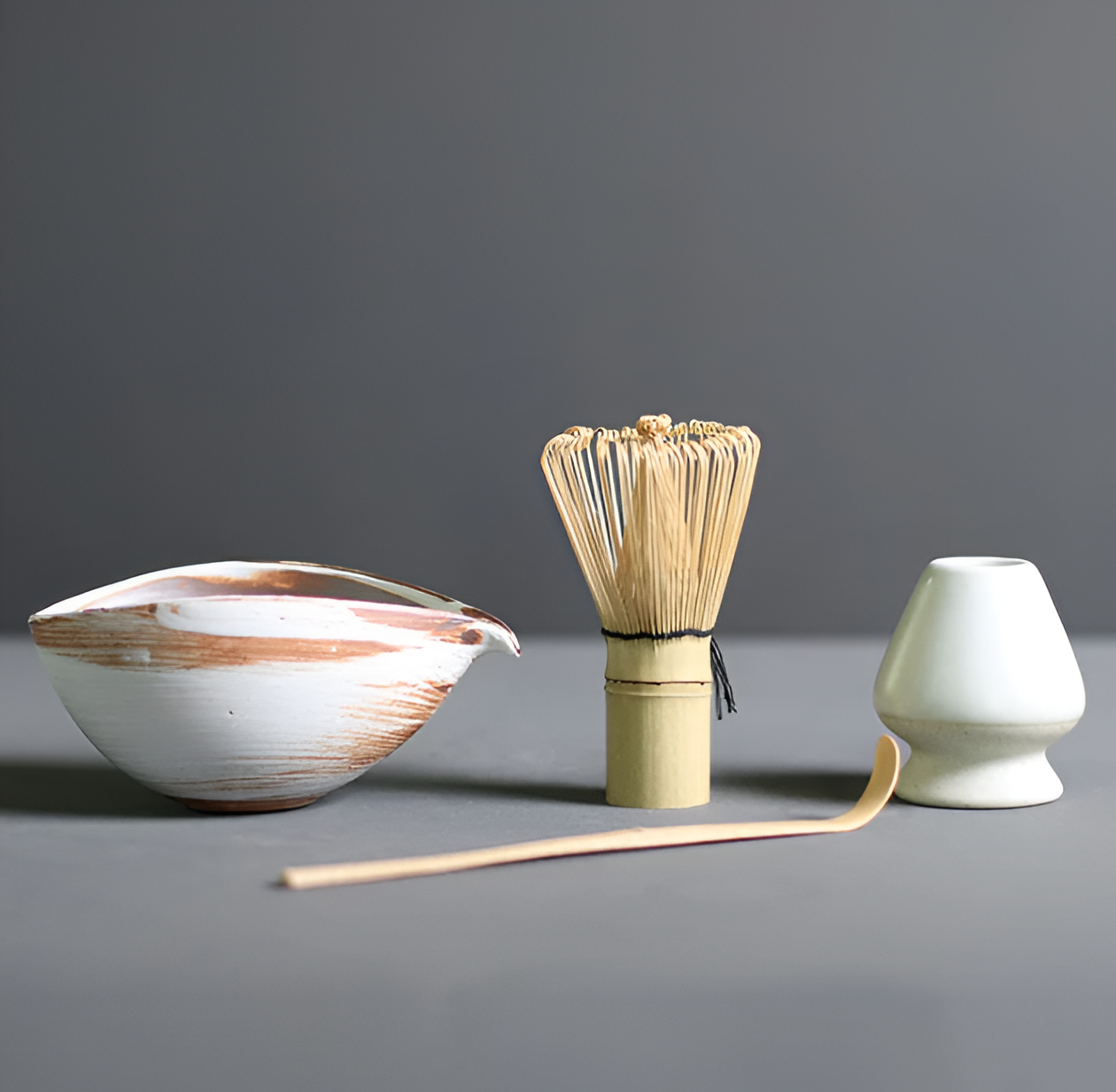 Chashiro Set | 4-teiliges Matcha-Set aus Bambus und Keramik im Japanischen Stil