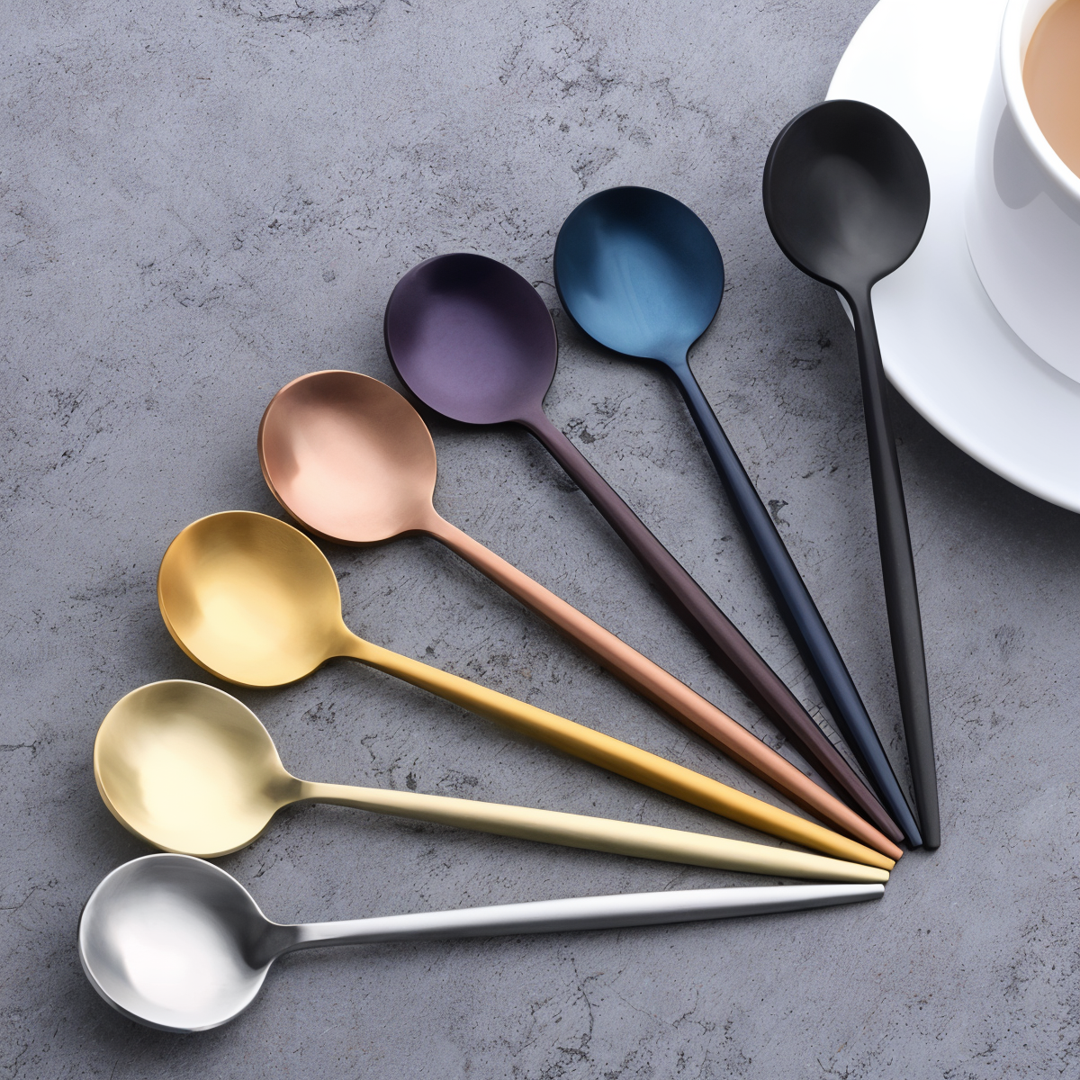 Liora Spoons | 4-teiliges Teelöffelset aus buntem Edelstahl