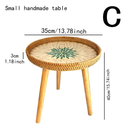 Scandi Couchtisch – Runder handgefertigter Rattan Couchtisch aus Holz im nordischen Design