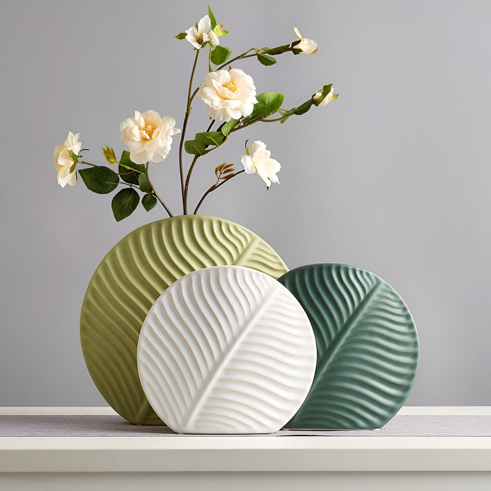 Illyraea – Handgefertigte Skandinavische Keramikvase | Minimalistisches & Elegantes Design