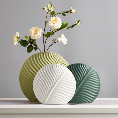 Illyraea – Handgefertigte Skandinavische Keramikvase | Minimalistisches & Elegantes Design