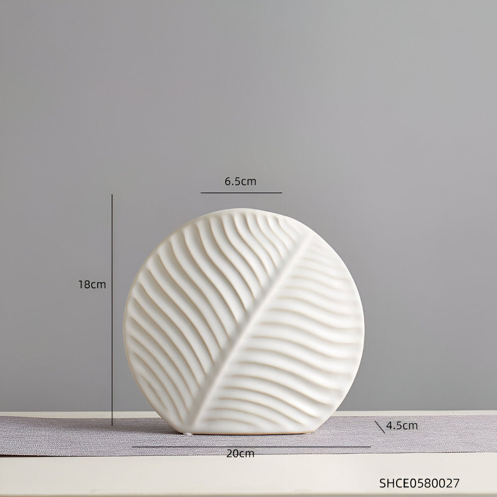 Illyraea – Handgefertigte Skandinavische Keramikvase | Minimalistisches & Elegantes Design