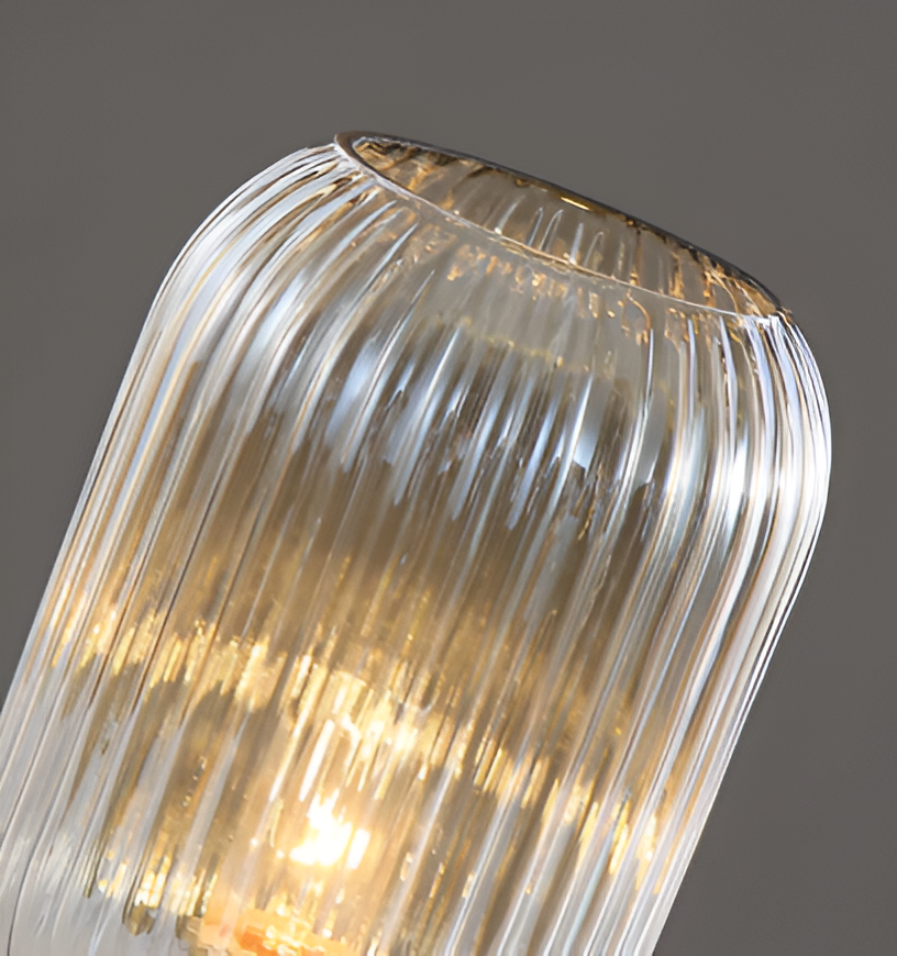 Oriantha | Nordische Tischleuchte mit geriffeltem Glas
