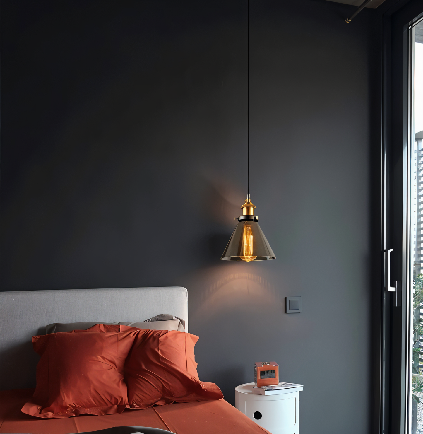 VintaLoft – Elegante Rauchglas Pendelleuchte im Vintage Loft Design