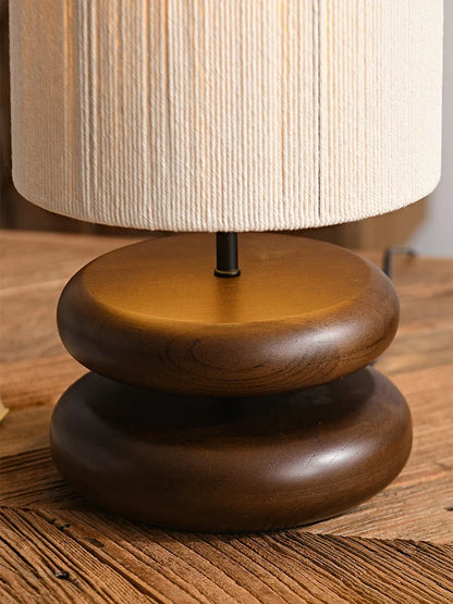 RusticTwine | Tafellamp walnoot vlechtwerk | Handgemaakte houten lamp met touwenkap & warm LED-licht