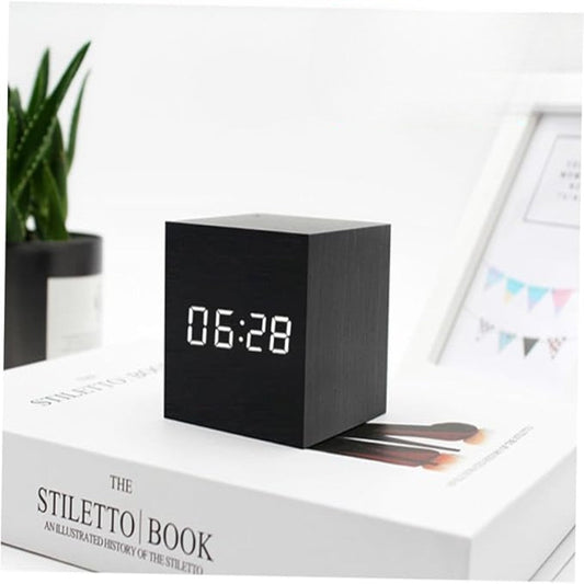 TimeCube Mini | LED-Digitalwecker mit kompaktem Design für moderne Wohnräume