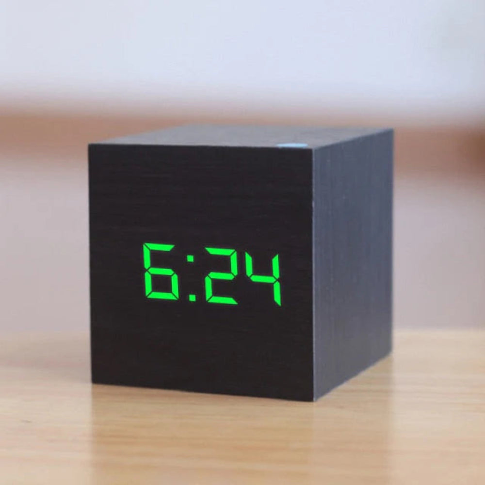TimeCube Mini | LED-Digitalwecker mit kompaktem Design für moderne Wohnräume