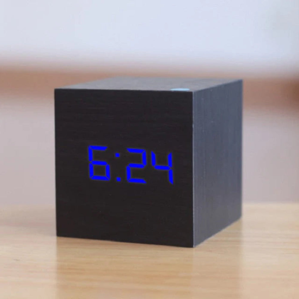 TimeCube Mini | LED-Digitalwecker mit kompaktem Design für moderne Wohnräume