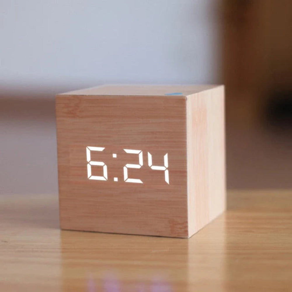 TimeCube Mini | LED-Digitalwecker mit kompaktem Design für moderne Wohnräume