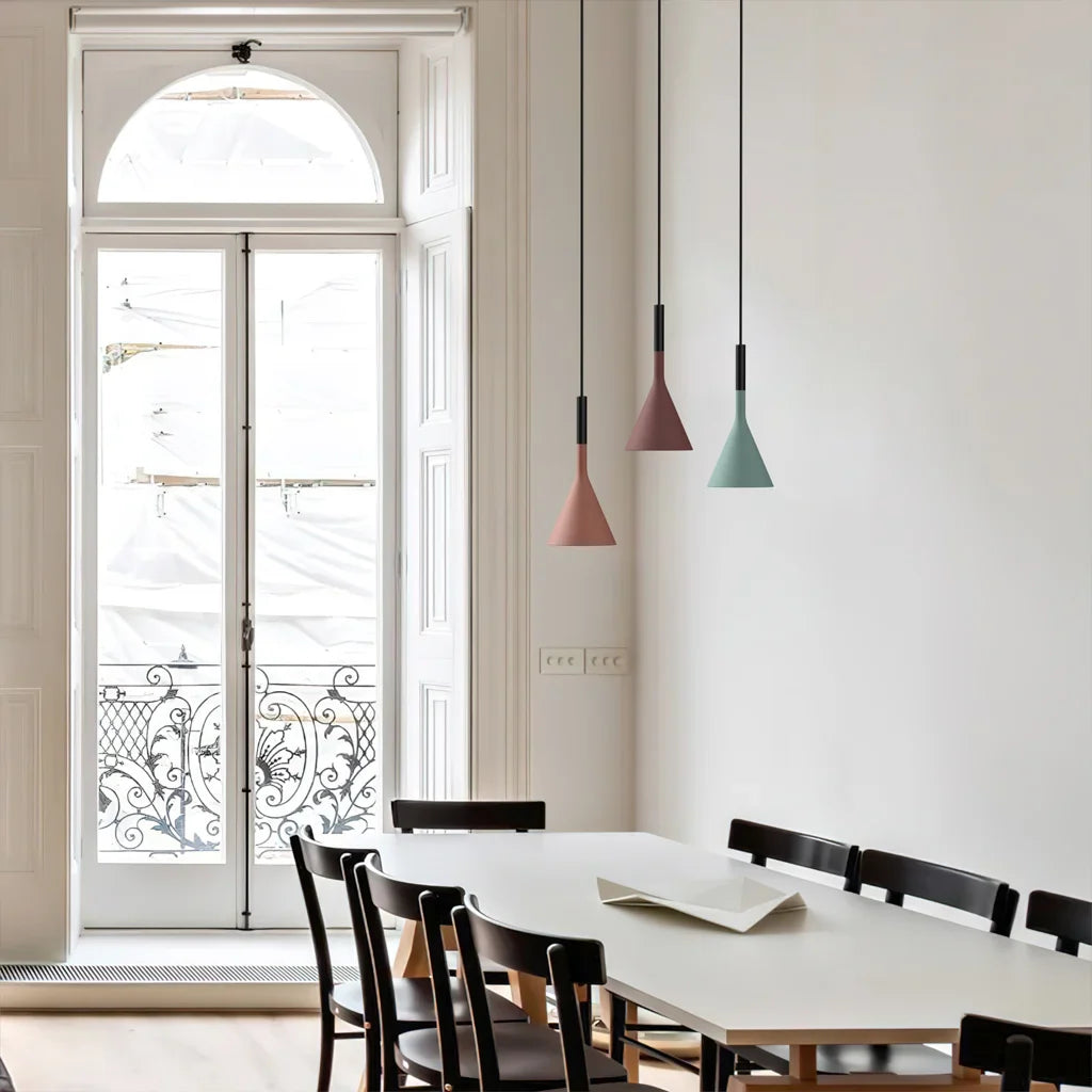 Lampa wisząca z cementu Laval | Nowoczesna industrialna lampa wisząca z betonu