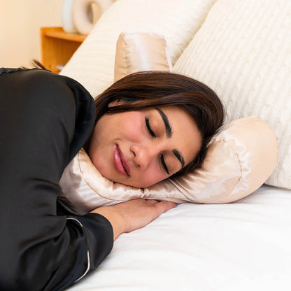 Nuvora Rest | Ergonomisches Memory-Schaum-Kissen für erholsamen Schlafkomfort